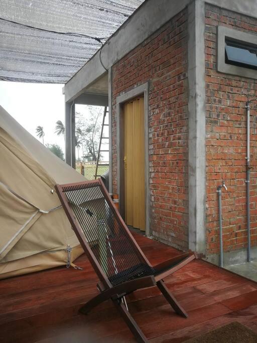 Rembulan Escape Bell Tent 1 Kampung Penarik Esterno foto